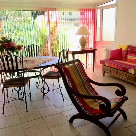 Villa De Au Calme Proche De La *